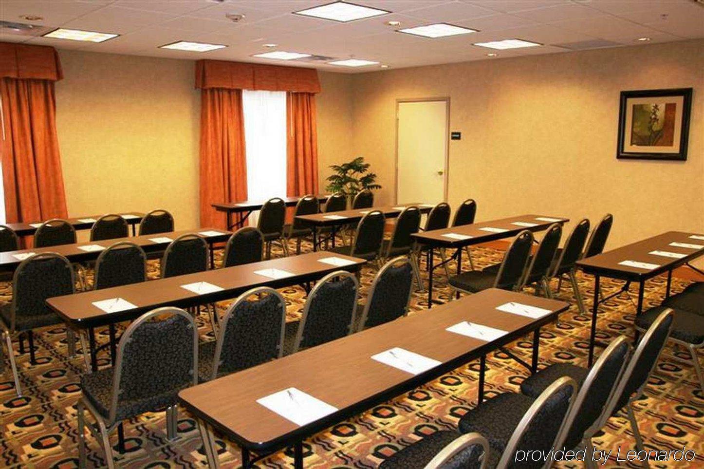 Hampton Inn & Suites Cedar Rapids Facilities photo
